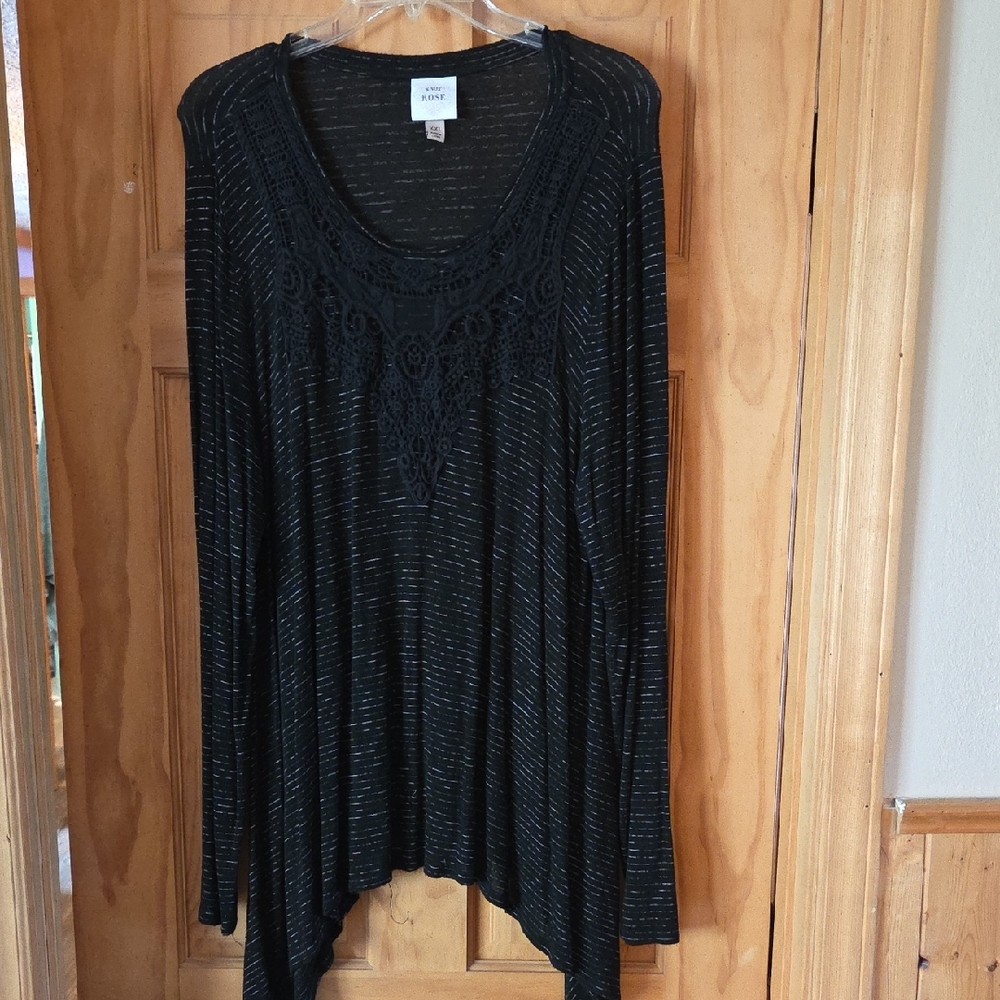 Knox Rose Asymmetrical Black Long Sleeve Tunic